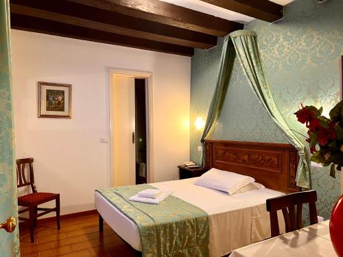 Imagen de la habitación del Hotel Canada, Venecia. Foto 11