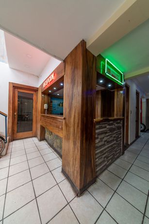 Imagen de los interiores del Hotel Canada, Zona 4. Foto 20
