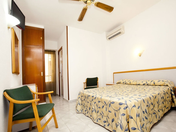 Imagen de la habitación del Hotel Canadá, Benicasim. Foto 6