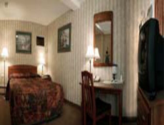 Imagen de la habitación del Hotel Canadas Best Value Inn Chinook Station. Foto 3