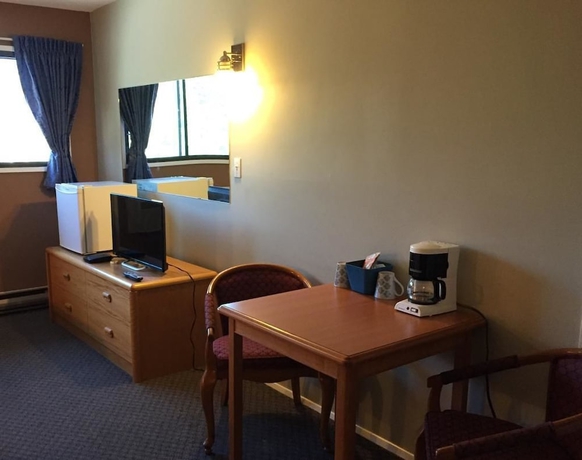 Imagen de la habitación del Hotel Canadas Best Value Inn Kelowna. Foto 5