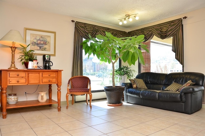 Imagen de los interiores del Hotel Canadas Best Value Inn Kelowna. Foto 19