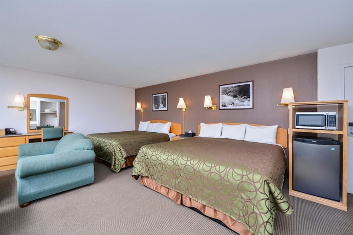 Imagen de la habitación del Hotel Canadas Best Value Inn Valemount. Foto 2