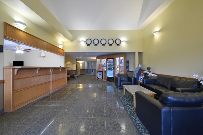 Imagen de los interiores del Hotel Canadas Best Value Inn Valemount. Foto 18