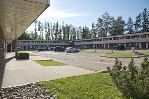 Imagen general del Hotel Canadas Best Value Inn Whitecourt. Foto 2