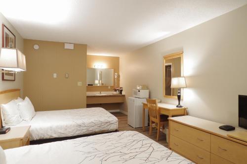 Imagen de la habitación del Hotel Canadas Best Value Inn and Suites Fernie. Foto 14