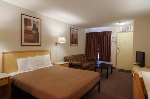 Imagen de la habitación del Hotel Canadas Best Value Inn and Suites Fernie. Foto 17