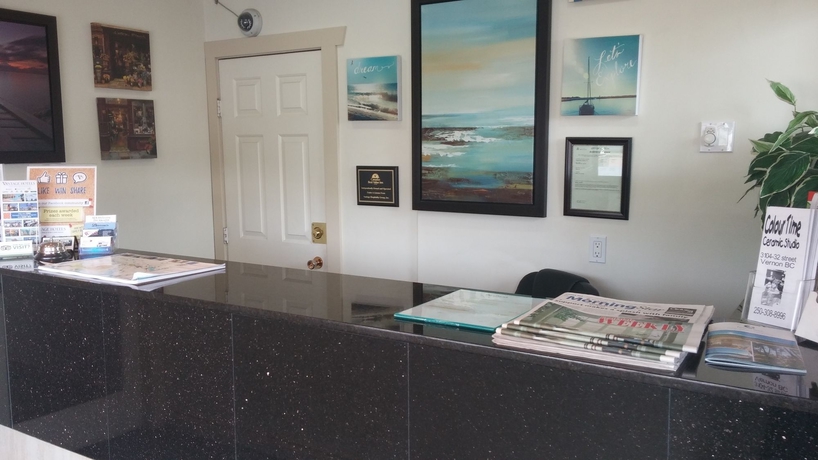 Imagen de los interiores del Hotel Canadas Best Value Inn and Suites Vernon. Foto 15