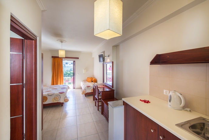 Imagen de la habitación del Hotel Canadian, Laganas. Foto 18