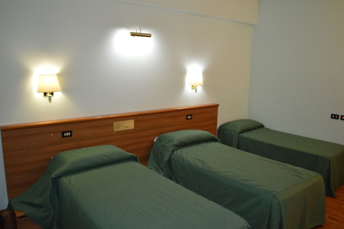 Imagen de la habitación del Hotel Canadian, L'aquila . Foto 8