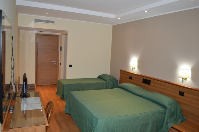Imagen de la habitación del Hotel Canadian, L'aquila . Foto 9