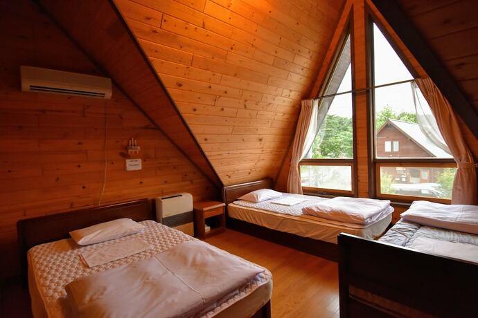 Imagen general del Hotel Canadian Log Cottage Takitaro. Foto 8