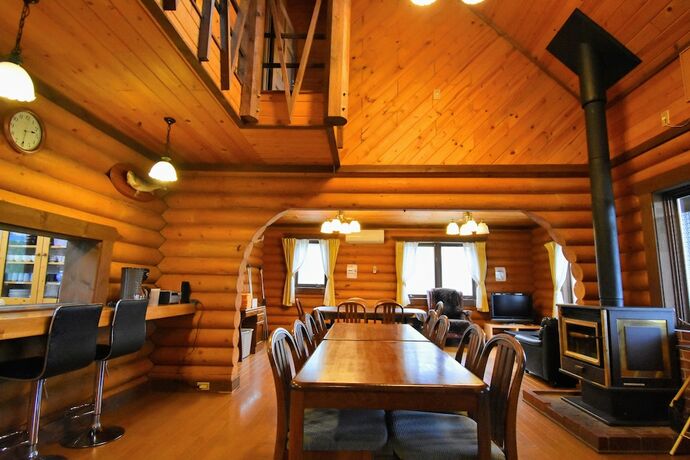Imagen general del Hotel Canadian Log Cottage Takitaro. Foto 9
