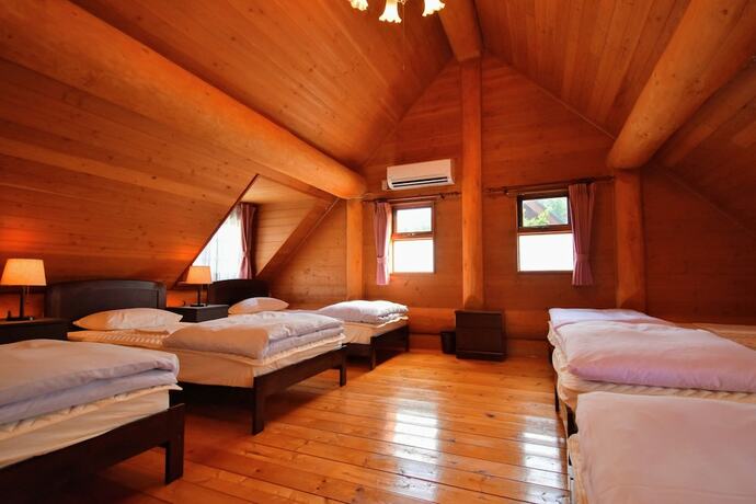 Imagen de la habitación del Hotel Canadian Log Cottage Takitaro. Foto 19