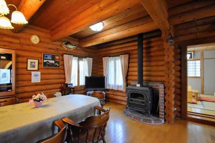 Imagen de la habitación del Hotel Canadian Log Cottage Takitaro. Foto 28