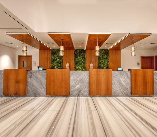 Imagen de los interiores del Hotel Canal Central. Foto 15