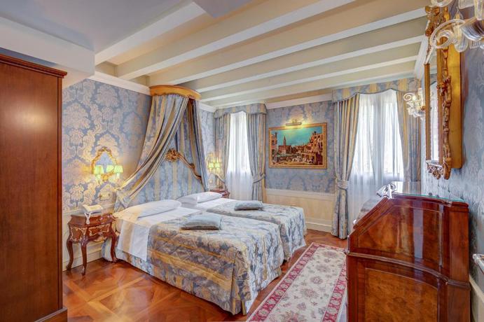 Imagen de la habitación del Hotel Canal Grande. Foto 4