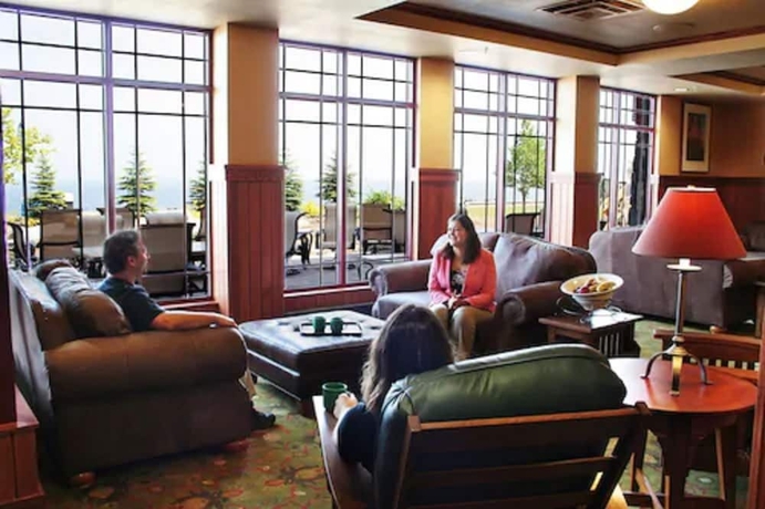 Imagen de los interiores del Hotel Canal Park Lodge. Foto 18