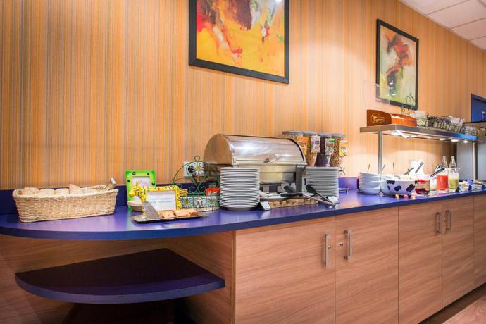 Imagen general del Hotel Canal Suites. Foto 10