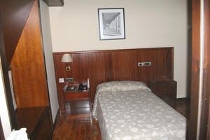 Imagen de la habitación del Hotel Canal de Castilla. Foto 5