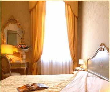 Imagen general del Hotel Canal y Walter. Foto 9