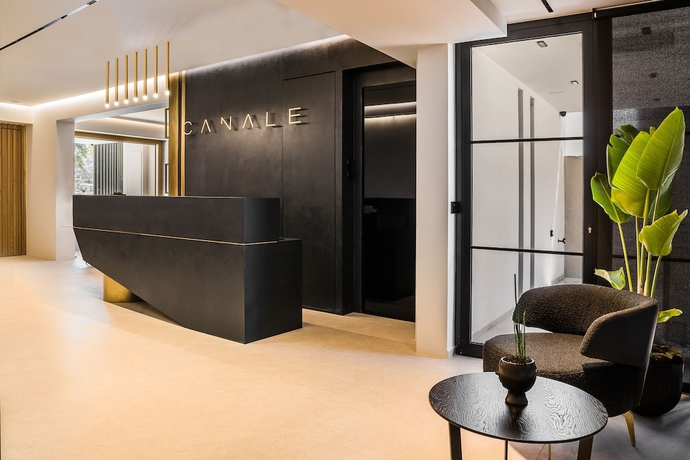 Imagen de los interiores del Hotel Canale and Suites. Foto 16