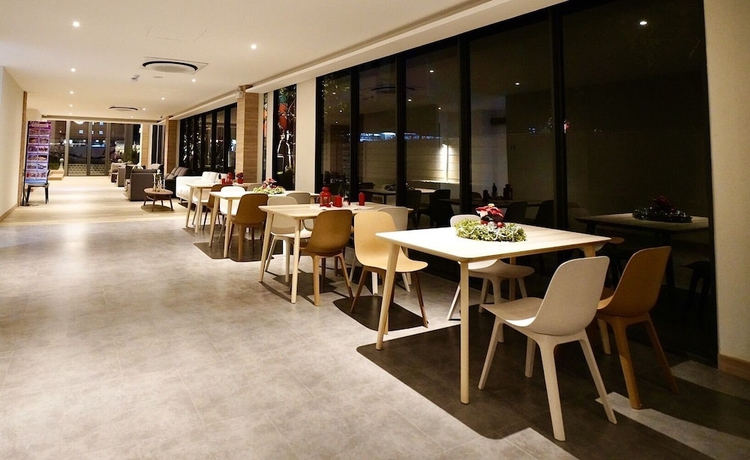 Imagen de los interiores del Hotel Canalis Suvarnabhumi Airport. Foto 19