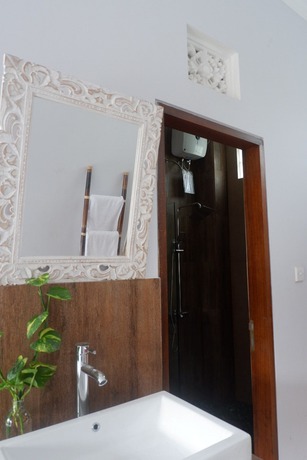 Imagen de la habitación del Hotel Canang Garden. Foto 7