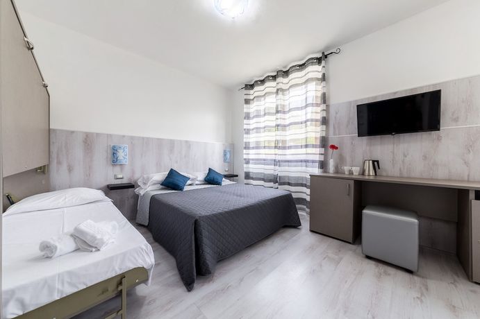 Imagen de la habitación del Hotel Canarino. Foto 14