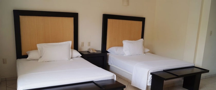 Imagen de la habitación del Hotel Canarios. Foto 4