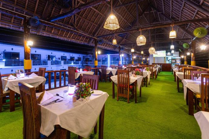 Imagen del bar/restaurante del Hotel Canary and SPA. Foto 3