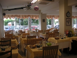 Imagen del bar/restaurante del Hotel Canasta, Riccione. Foto 2