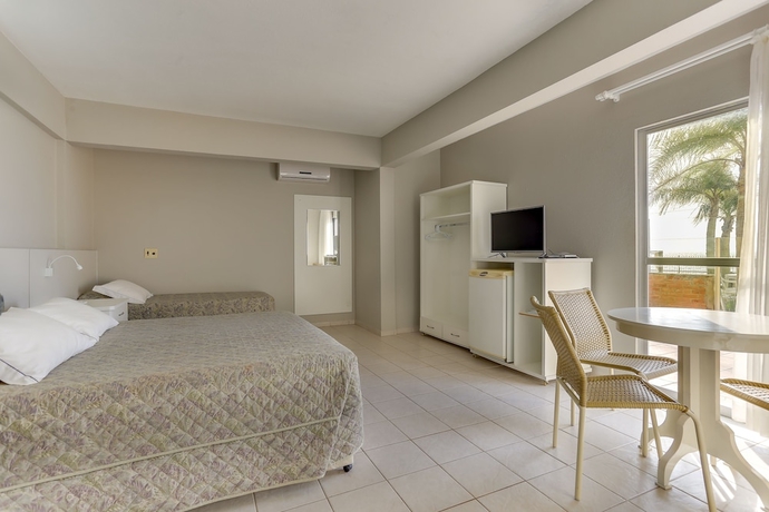 Imagen de la habitación del Hotel Canasvieiras. Foto 14