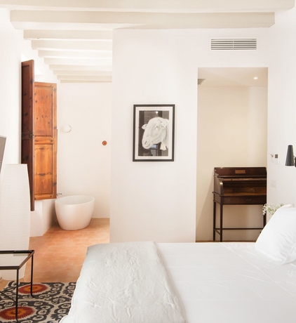 Imagen de la habitación del Hotel Canavall. Foto 5