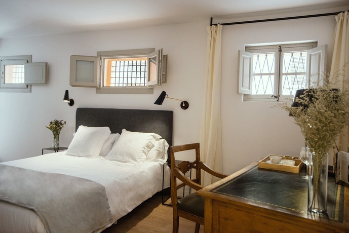 Imagen de la habitación del Hotel Canavall. Foto 6