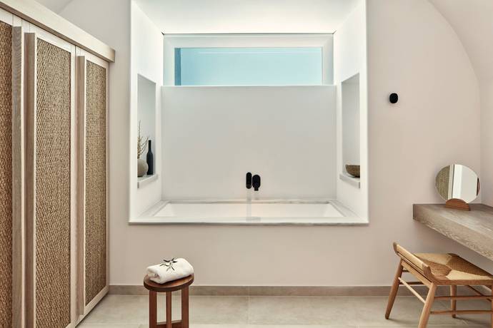 Imagen de la habitación del Hotel Canaves Oia Epitome. Foto 14