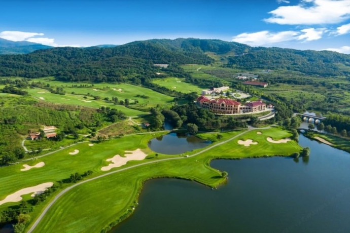 Imagen general del Hotel Canbeauty Golf Resort and SPA Weihai. Foto 1