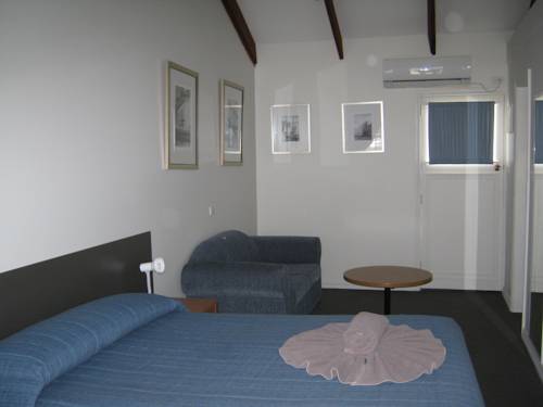 Imagen de la habitación del Hotel Canberra Ave Villas. Foto 5