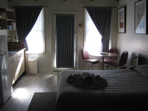 Imagen de la habitación del Hotel Canberra Ave Villas. Foto 6