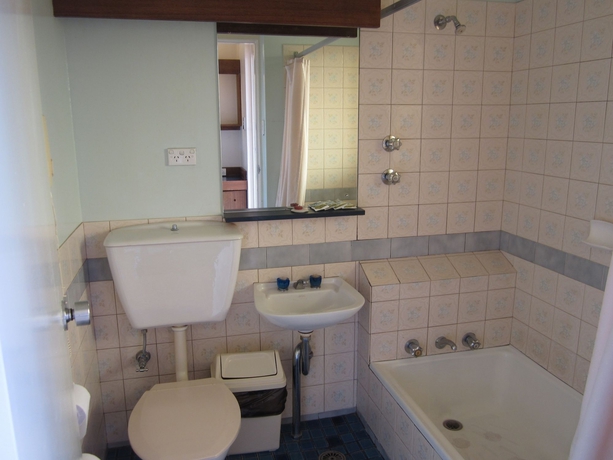Imagen de la habitación del Hotel Canberra Lyneham Motor Inn. Foto 10