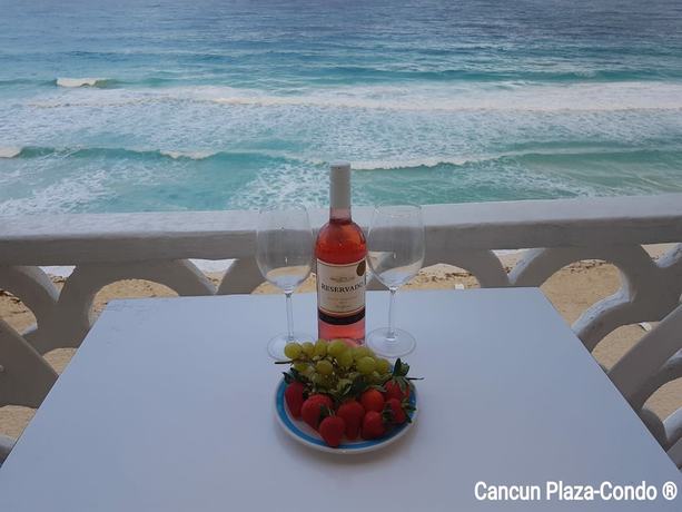 Imagen de la habitación del Hotel Cancun Plaza Condo. Foto 7