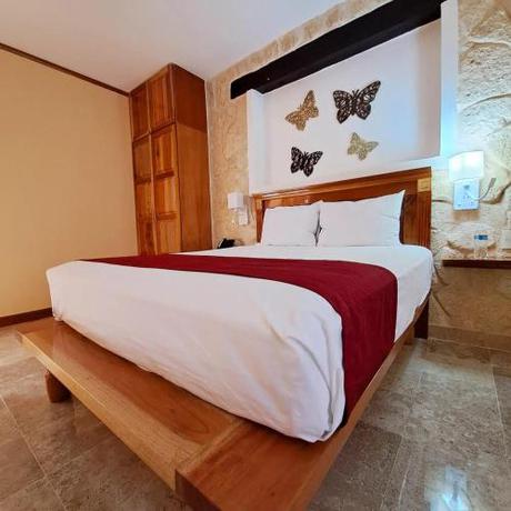 Imagen de la habitación del Hotel Cancun Suites. Foto 17