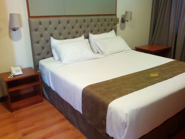 Imagen de la habitación del Hotel Candamo. Foto 9