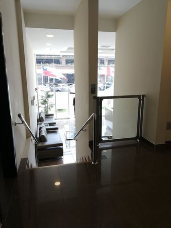 Imagen de los interiores del Hotel Candamo. Foto 18