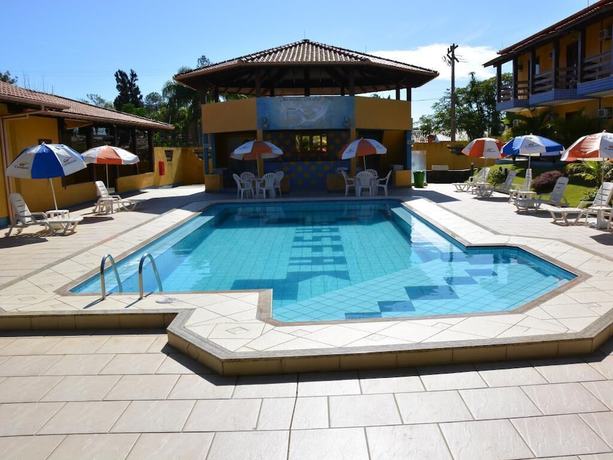 Imagen de la piscina del Hotel Candeias Basfak Praia. Foto 18