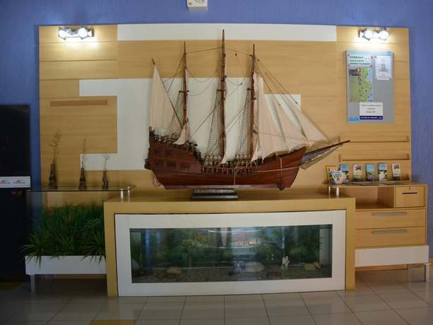 Imagen de los interiores del Hotel Candeias Basfak Praia. Foto 17