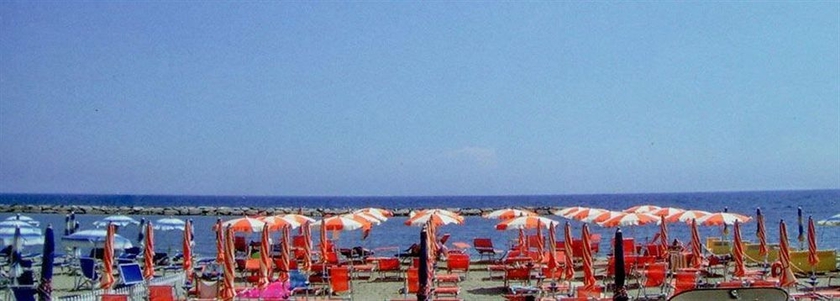Imagen de los exteriores del Hotel Candido, Diano Marina. Foto 13