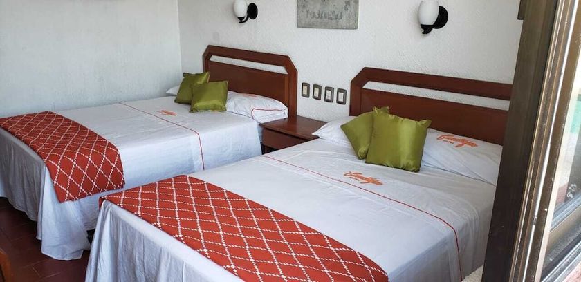 Imagen de la habitación del Hotel Candilejas Playa. Foto 11
