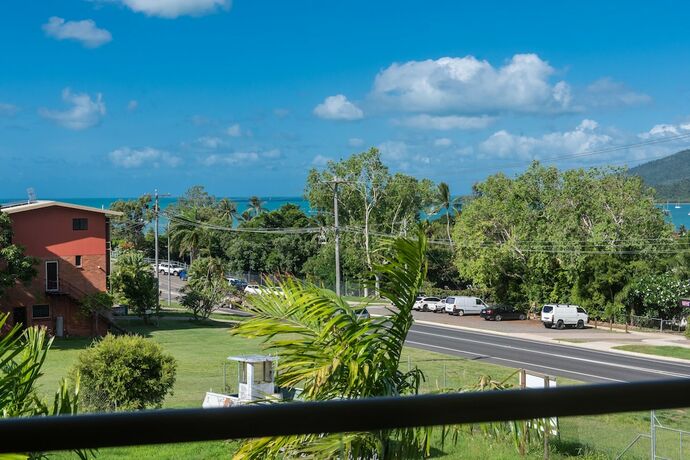 Imagen general del Hotel Candlelight - Airlie Beach. Foto 9
