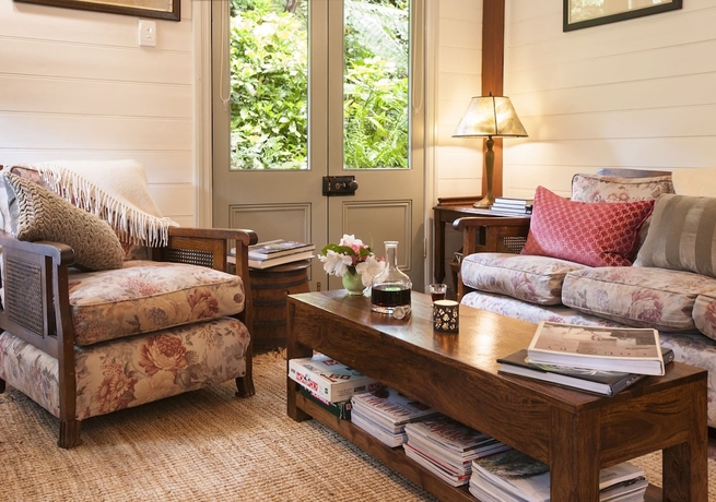 Imagen de la habitación del Hotel Candlelight Cottages. Foto 9